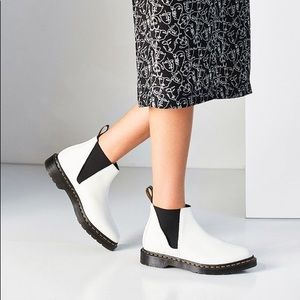 Dr. Martens Bianca Chelsea Boot Size 10